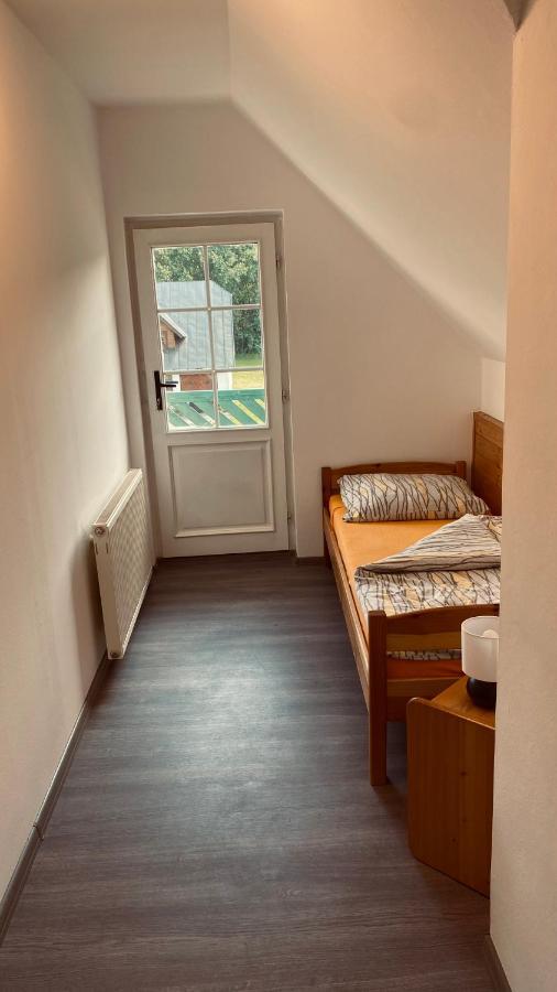 Horske Apartmany Smrcina ヤンスケー・ラーズニェ エクステリア 写真