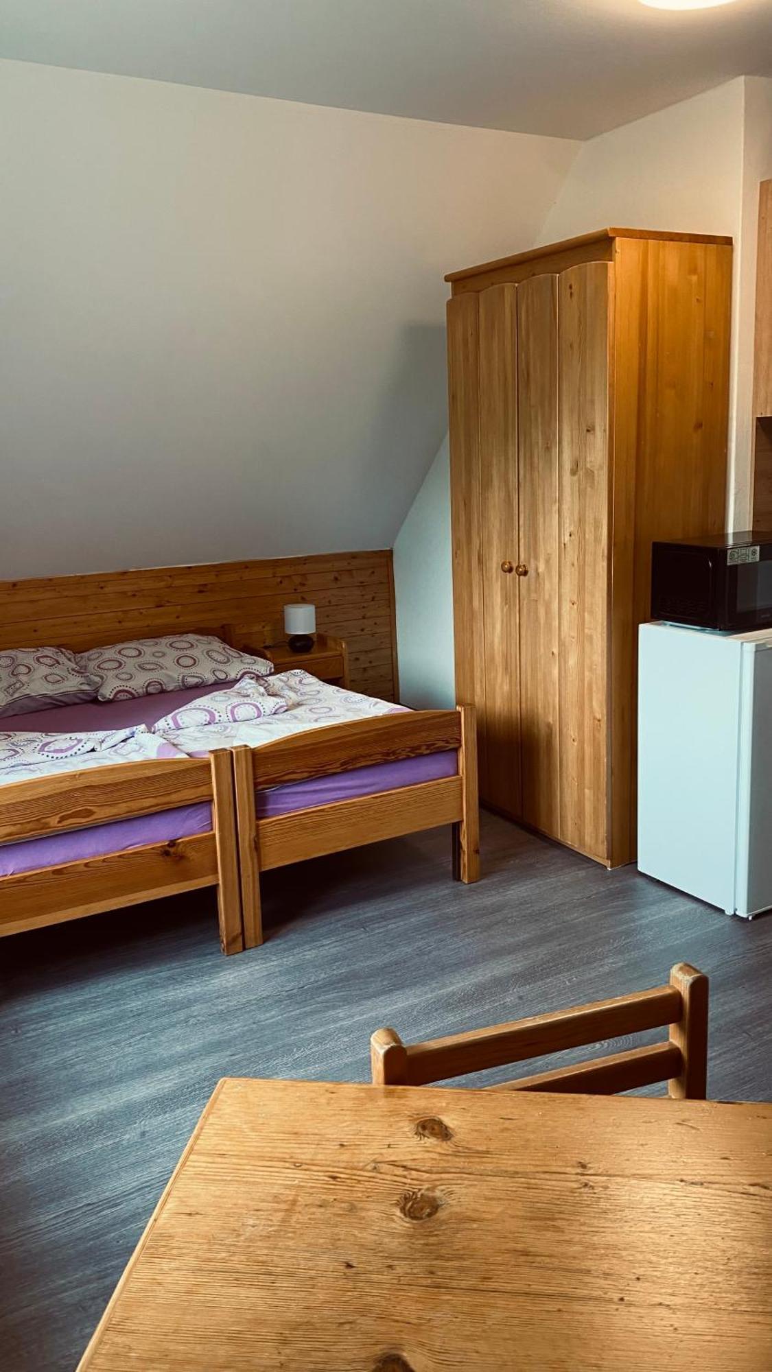 Horske Apartmany Smrcina ヤンスケー・ラーズニェ エクステリア 写真