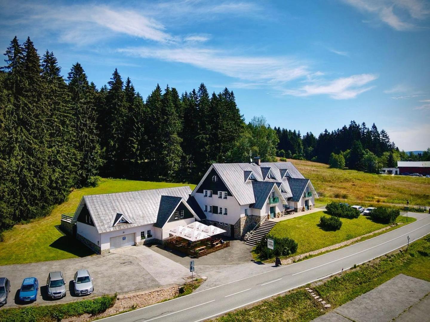 Horske Apartmany Smrcina ヤンスケー・ラーズニェ エクステリア 写真